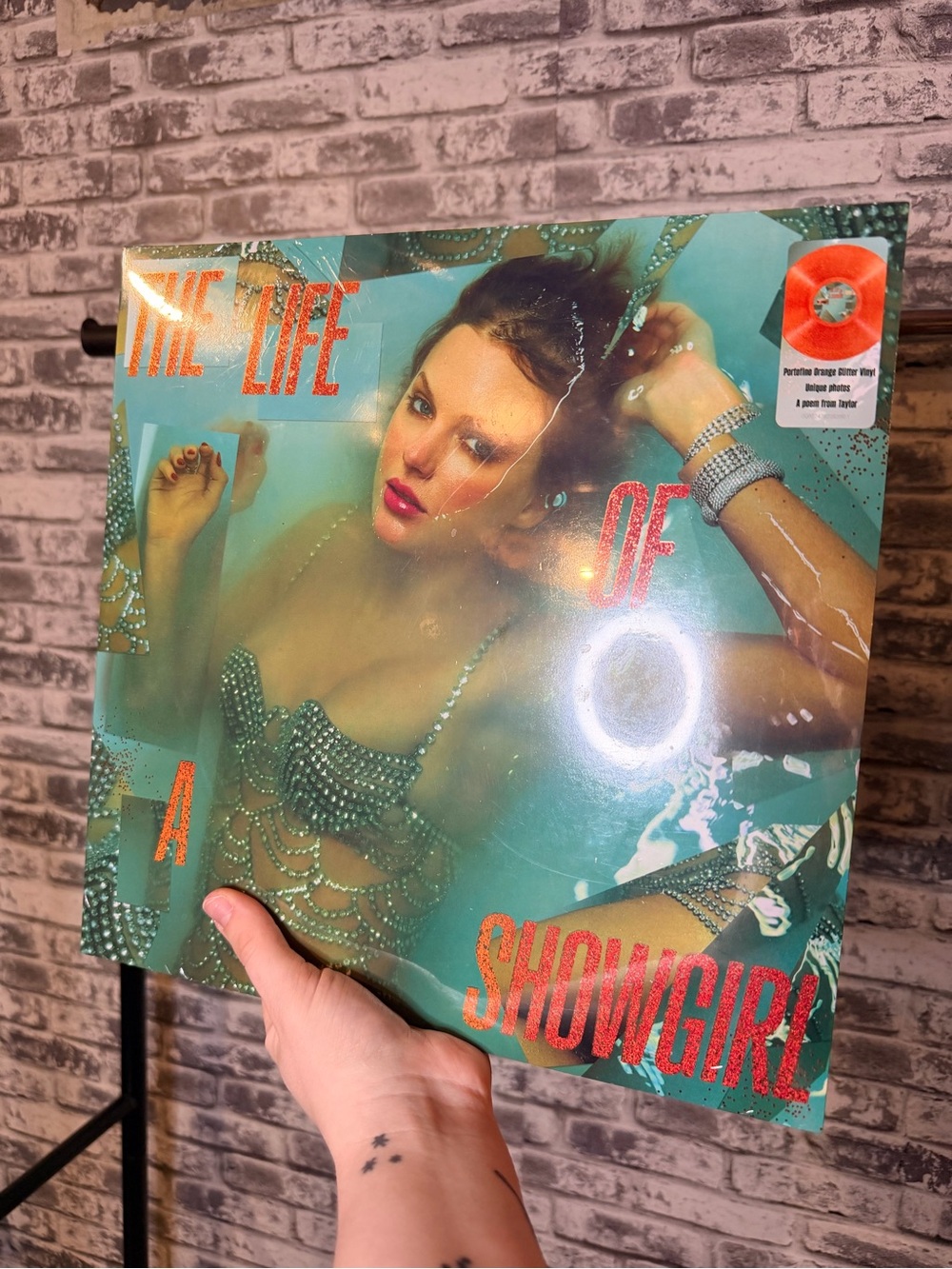 Taylor Swift Vinyl Record - The Life of a Showgirl - Picture 4 of 4